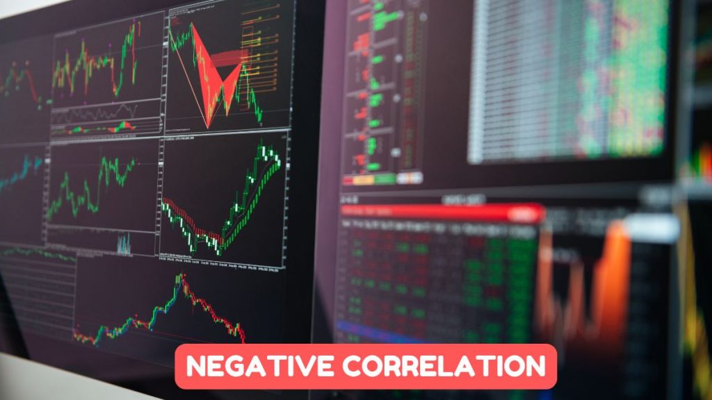What is Negative Correlation in Trading and How Can You Use It? Negative Correlation